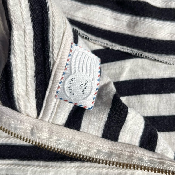 Women’s Short Sleeve Striped Shirt. Medium - Picture 9 of 12